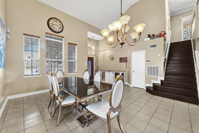 718 Vista Grove Circle, Houston, TX 77073