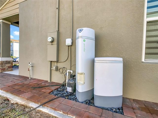 2911 SLOUGH CREEK DRIVE, Kissimmee, FL 34744