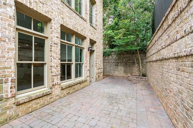 3064 Stone Gate NE Drive, Atlanta, GA 30324