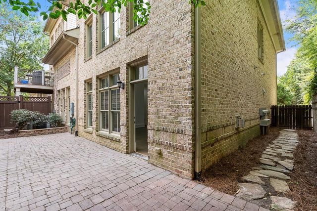 3064 Stone Gate NE Drive, Atlanta, GA 30324