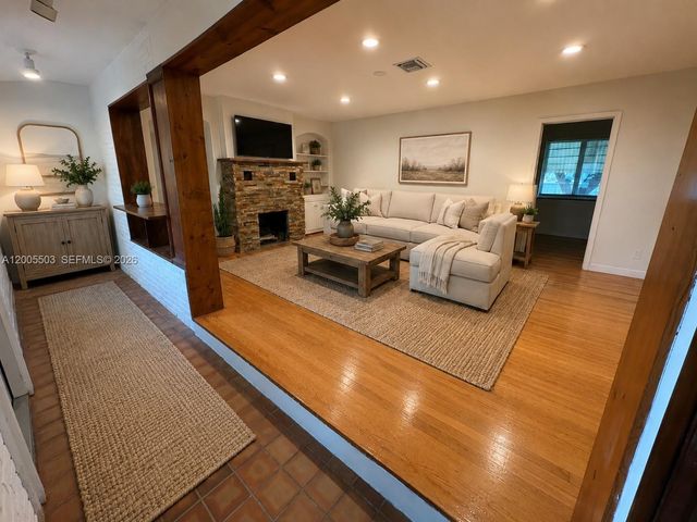 432 Palmetto Drive, Miami Springs, FL 33166