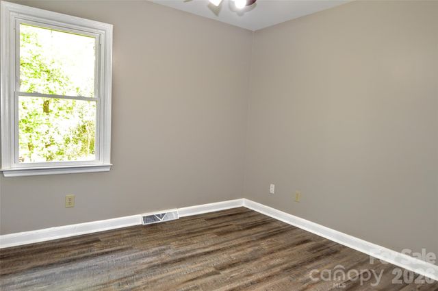 3916 Wonderland Drive, Matthews, NC 28104