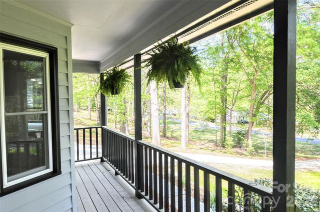 3916 Wonderland Drive, Matthews, NC 28104