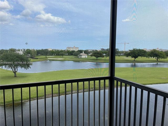 3100 W Rolling Hills Cir 502, Davie, FL 33328