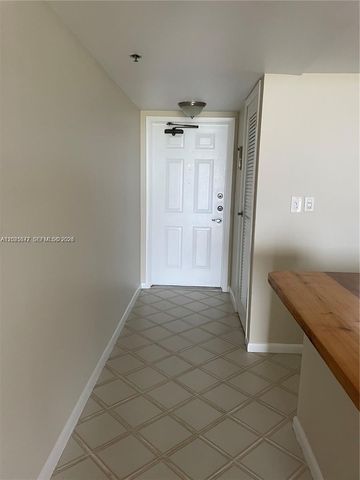 3100 W Rolling Hills Cir 502, Davie, FL 33328