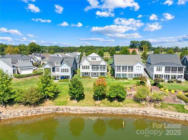 124 Sisters Cove Court, Mooresville, NC 28117