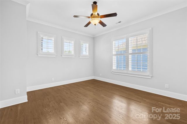 124 Sisters Cove Court, Mooresville, NC 28117