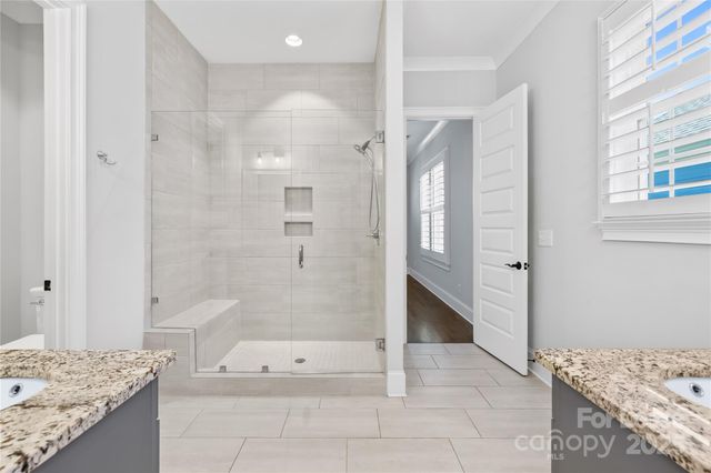 124 Sisters Cove Court, Mooresville, NC 28117