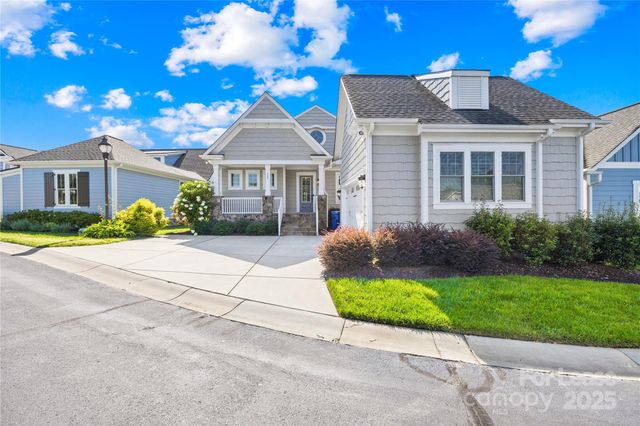 124 Sisters Cove Court, Mooresville, NC 28117
