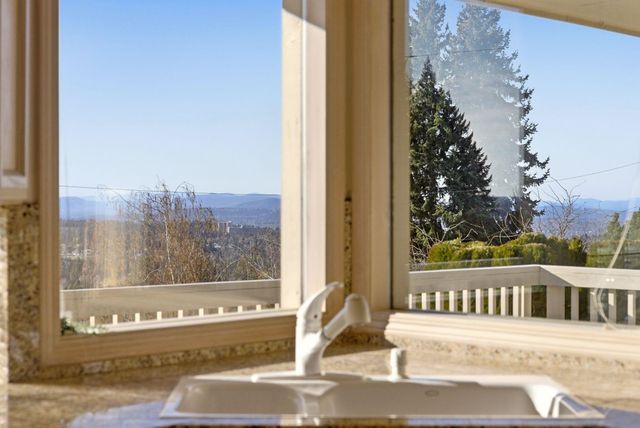 5616 S Glendora Dr, Spokane, WA 99223