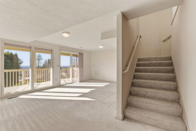 5616 S Glendora Dr, Spokane, WA 99223