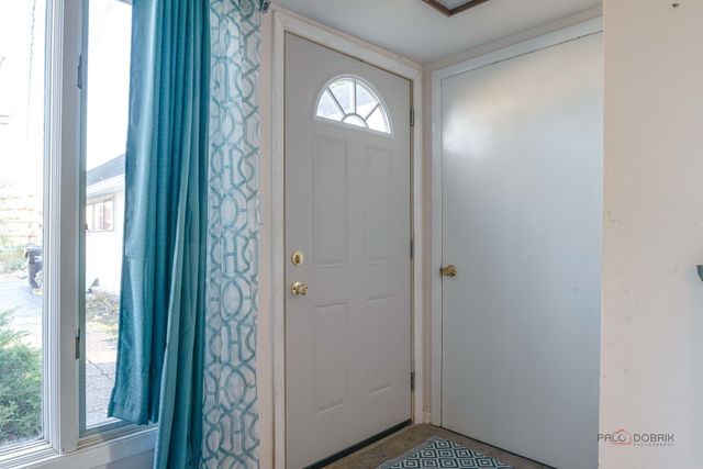 443 N Main Street, Wauconda, IL 60084