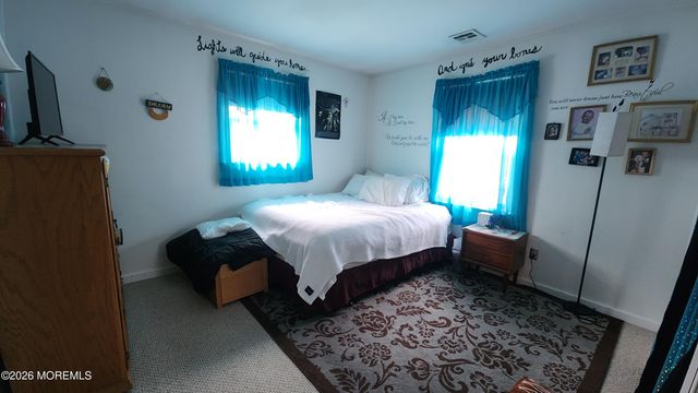 674 White Cedar Drive, Toms River, NJ 08753