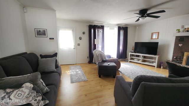 674 White Cedar Drive, Toms River, NJ 08753