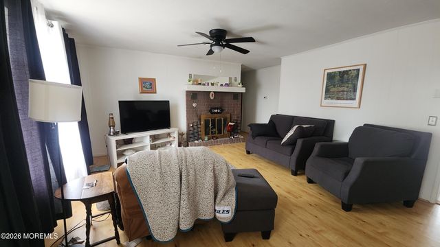 674 White Cedar Drive, Toms River, NJ 08753