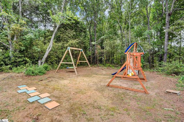 107 Floral Wood Way, Pelzer, SC 29669