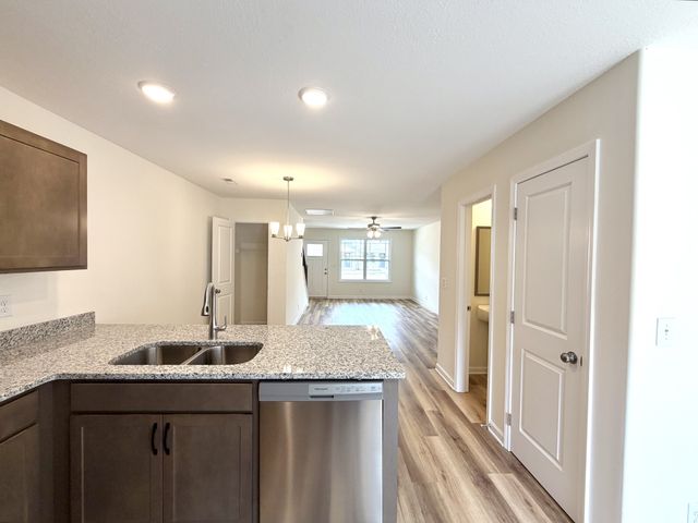 912 Peaceful Pl, Clarksville, TN 37040