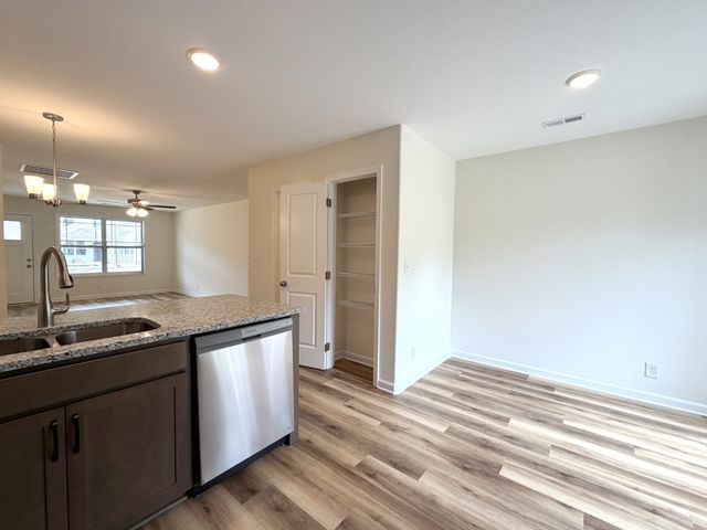 912 Peaceful Pl, Clarksville, TN 37040