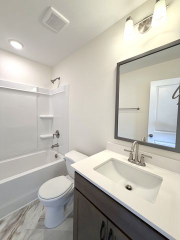 912 Peaceful Pl, Clarksville, TN 37040