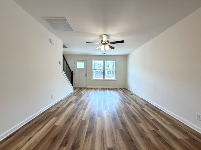 912 Peaceful Pl, Clarksville, TN 37040