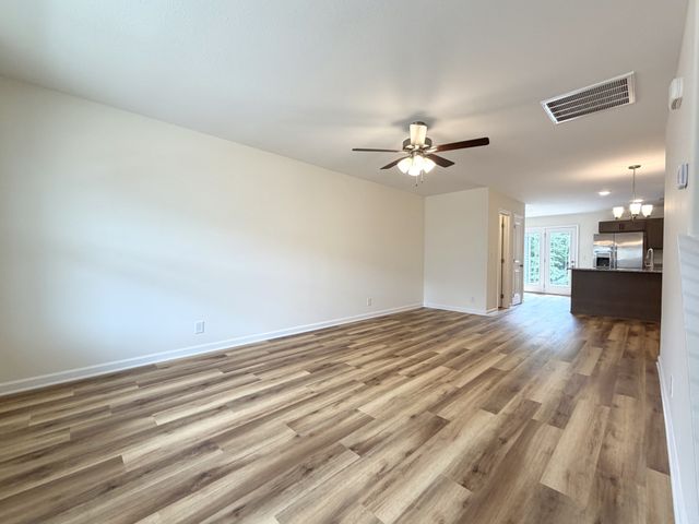 912 Peaceful Pl, Clarksville, TN 37040