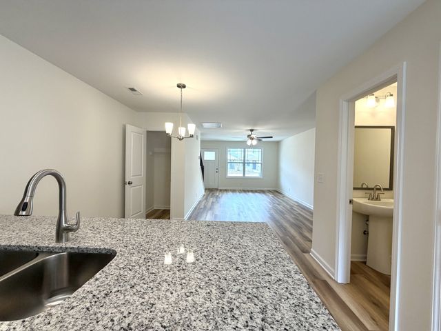 912 Peaceful Pl, Clarksville, TN 37040