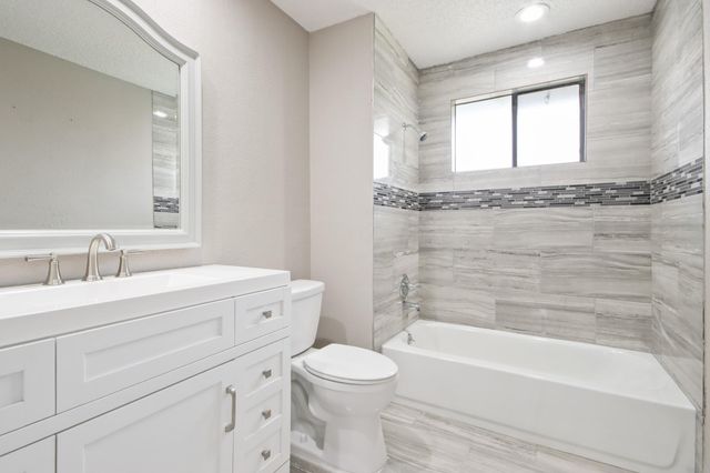 17610 Possums Run Drive, Humble, TX 77396