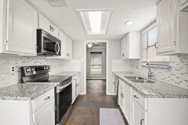 17610 Possums Run Drive, Humble, TX 77396