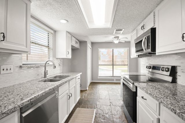 17610 Possums Run Drive, Humble, TX 77396