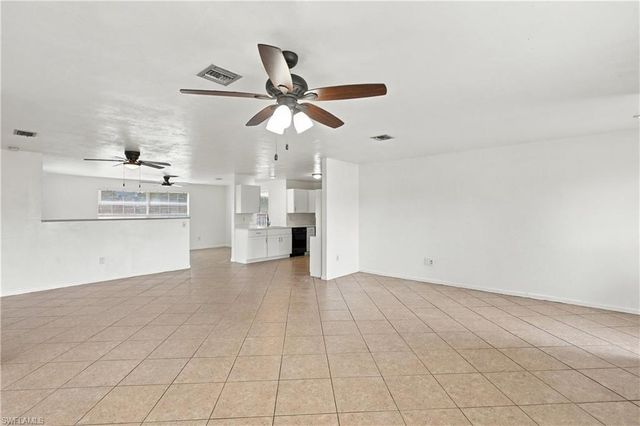 7402 Sea Island RD, Fort Myers, FL 33967