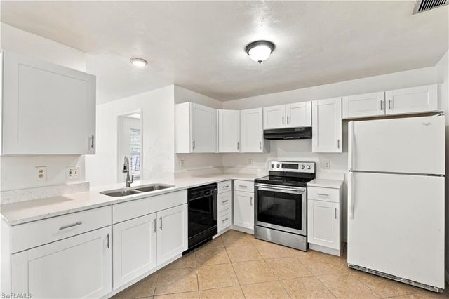 7402 Sea Island RD, Fort Myers, FL 33967