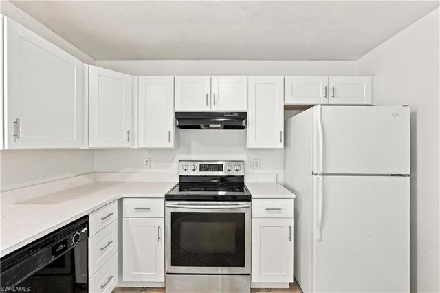 7402 Sea Island RD, Fort Myers, FL 33967