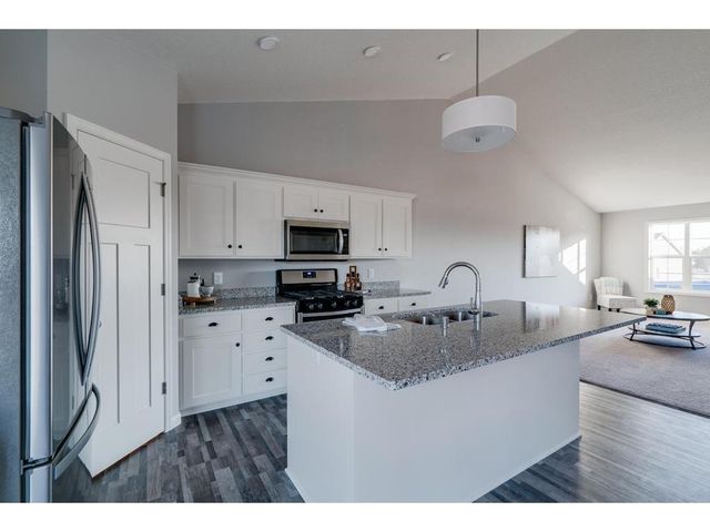 808 Fox River Road, Somerset, WI 54025