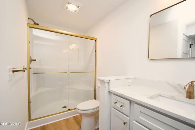 9225 Summer Song Ln, Sylvania, OH 43560