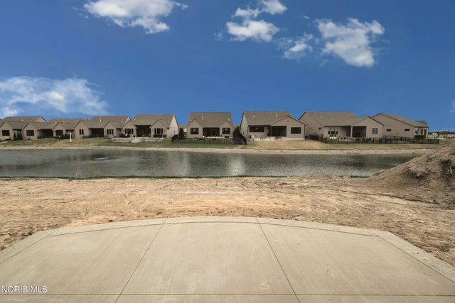 9225 Summer Song Ln, Sylvania, OH 43560