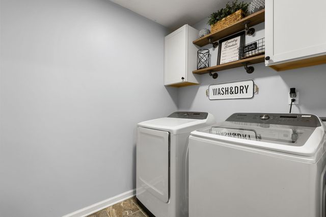 1301 Freedom Dr, Clarksville, TN 37042