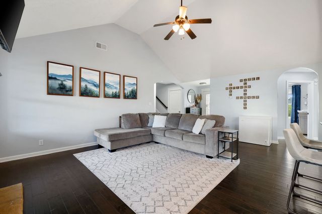 1301 Freedom Dr, Clarksville, TN 37042