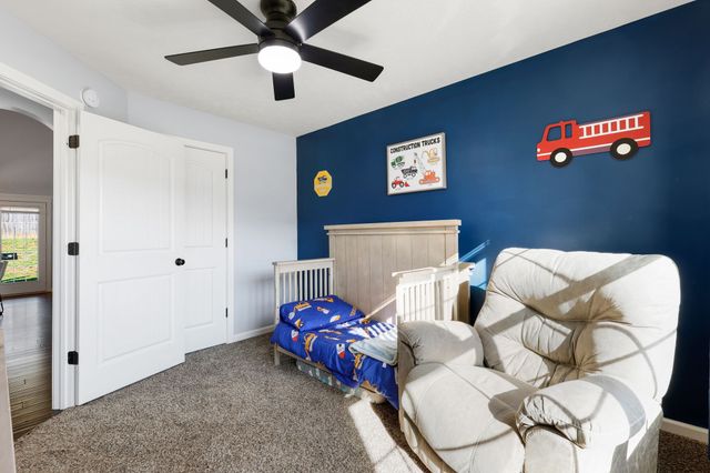 1301 Freedom Dr, Clarksville, TN 37042