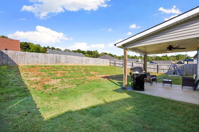 1301 Freedom Dr, Clarksville, TN 37042