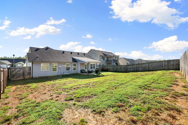 1301 Freedom Dr, Clarksville, TN 37042