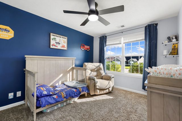 1301 Freedom Dr, Clarksville, TN 37042