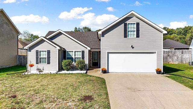 1301 Freedom Dr, Clarksville, TN 37042