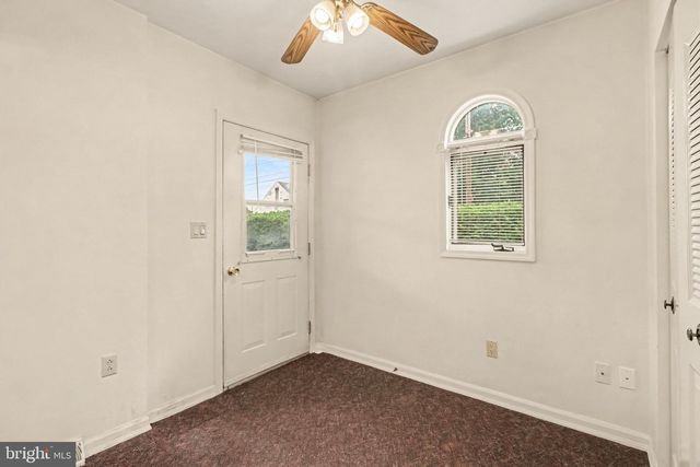 300 N ARCH ST, Mechanicsburg, PA 17055