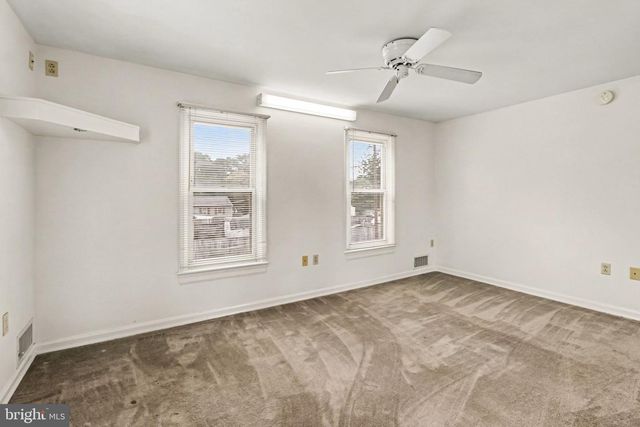 300 N ARCH ST, Mechanicsburg, PA 17055