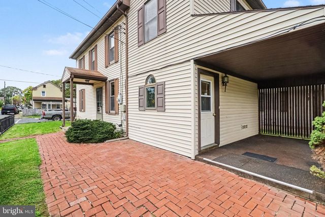 300 N ARCH ST, Mechanicsburg, PA 17055