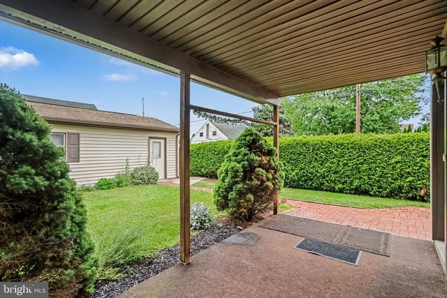 300 N ARCH ST, Mechanicsburg, PA 17055