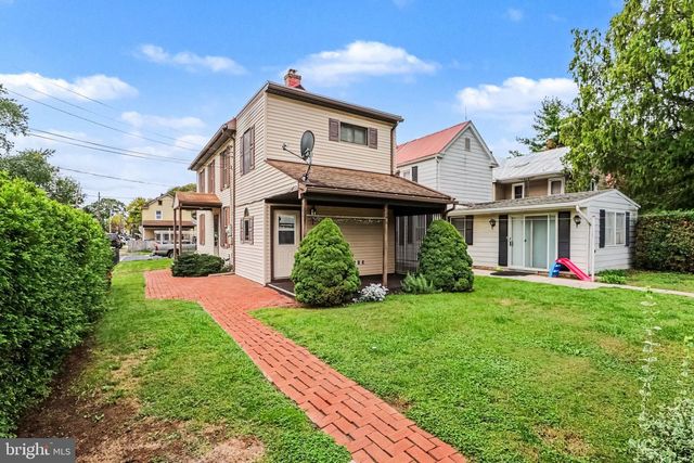 300 N ARCH ST, Mechanicsburg, PA 17055