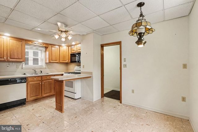 300 N ARCH ST, Mechanicsburg, PA 17055
