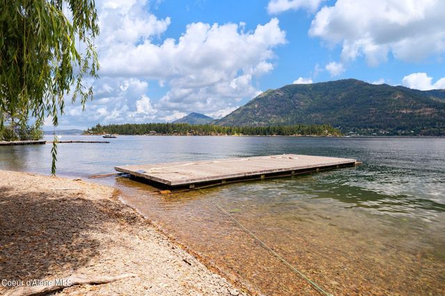 Cottage Island, Hope, ID 83836