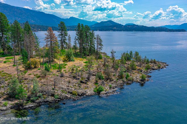 Cottage Island, Hope, ID 83836
